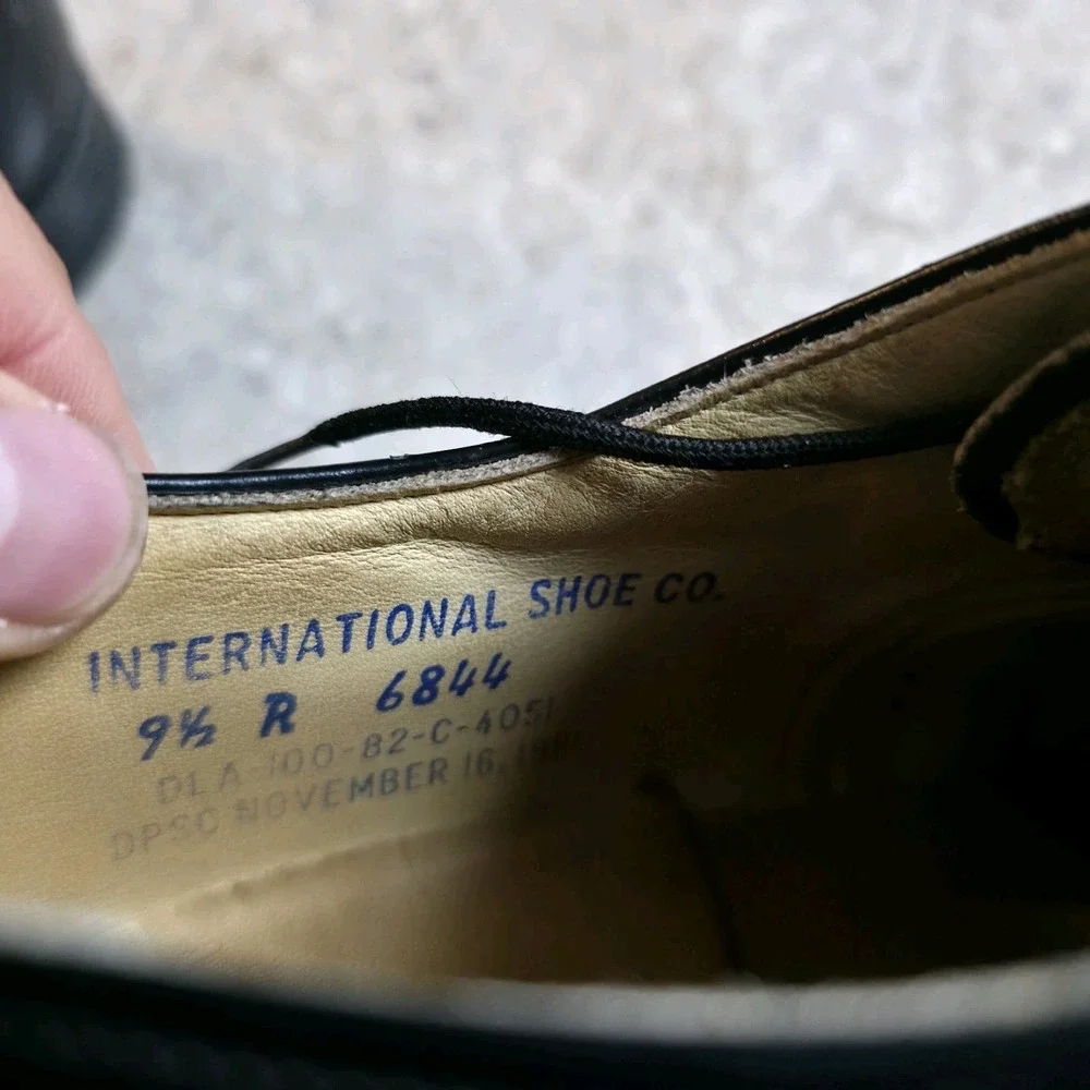 International Shoe Company vintage 1981